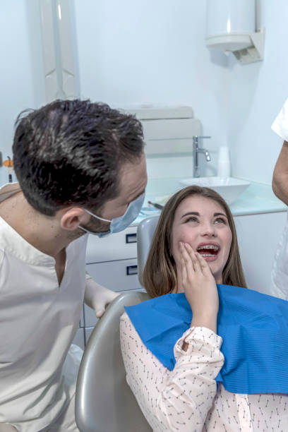Best Chipped Tooth Repair Near Me  in East Islip, NY